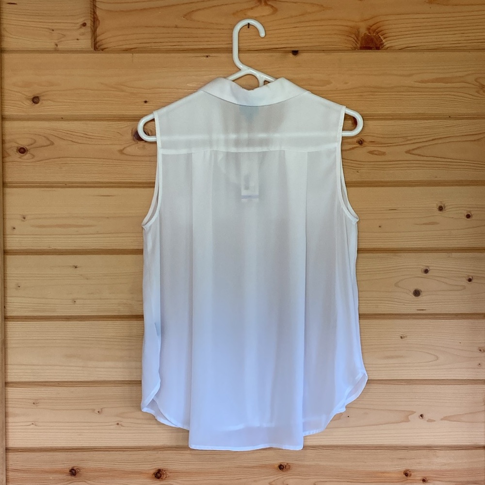 Women’s White Sleeveless Blouse petite medium sheer - Picture 3 of 5